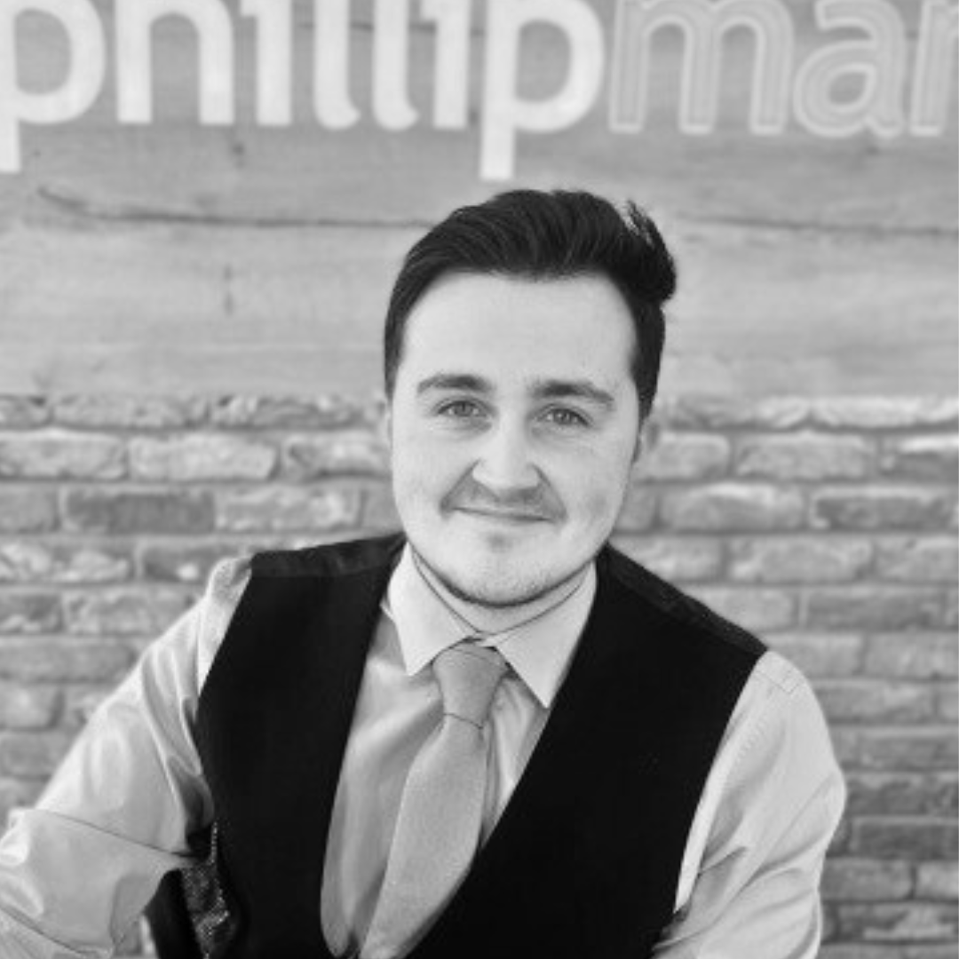 Liam Poulton, Sales Negotiator